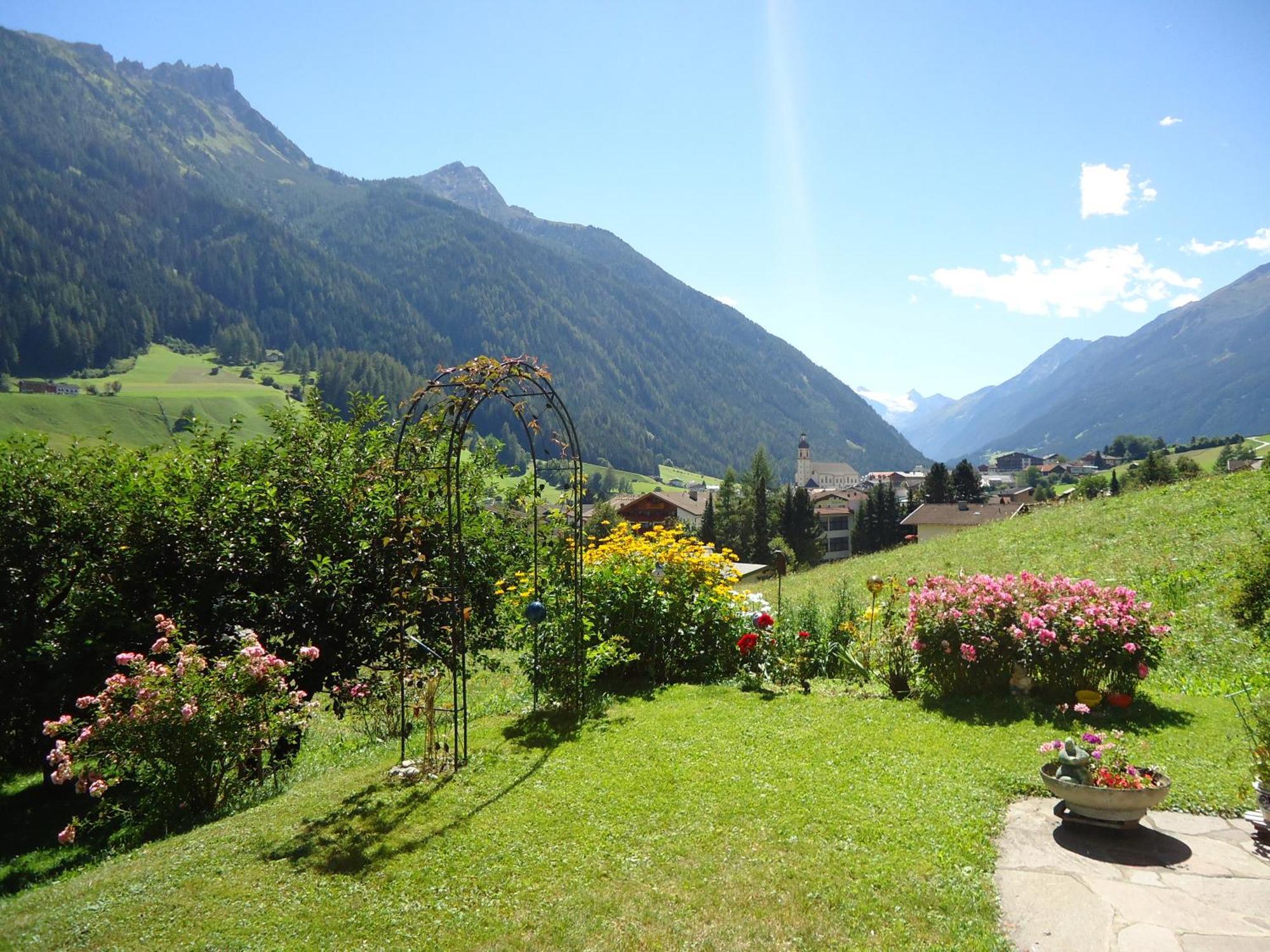 Josefinenhof Hotel Neustift im Stubaital Luaran gambar