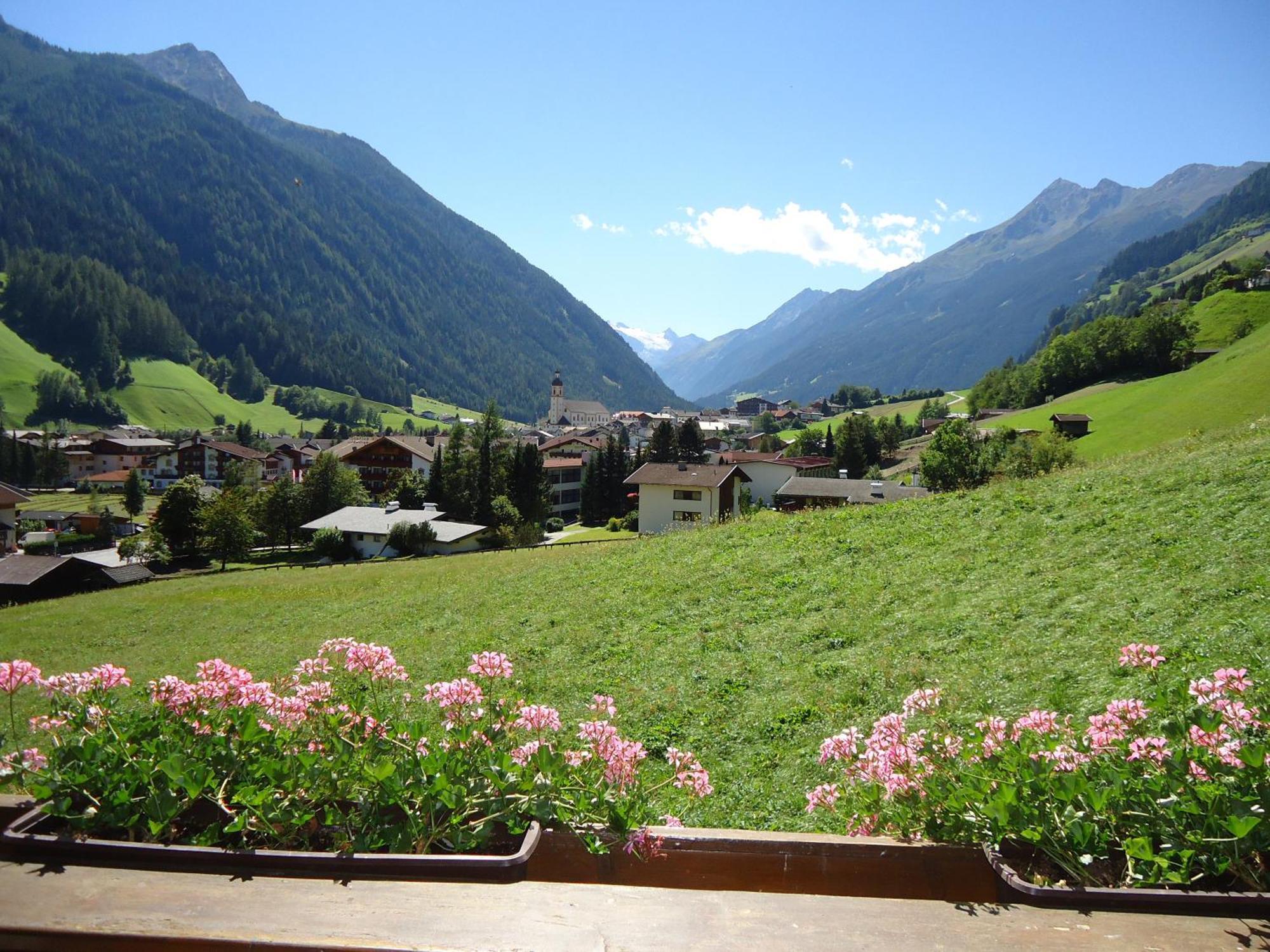 Josefinenhof Hotel Neustift im Stubaital Luaran gambar